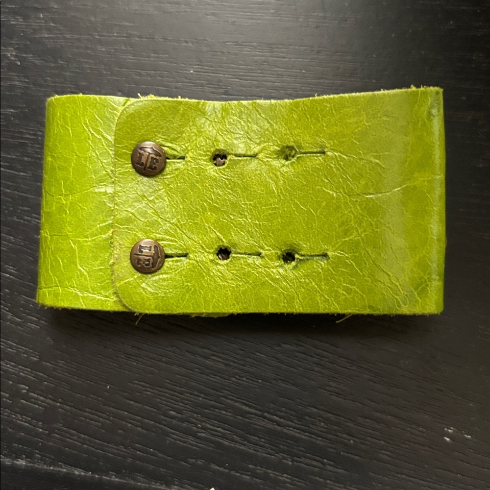 Lenny & Eva Green Leather Cuff Bracelet with Brass Plate Jimmy Buffet Quote - Picture 2 of 7